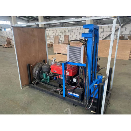 Küçük su sondaj makinası